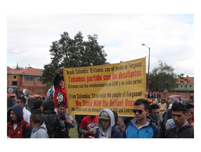 This banner was seen at an August 23 concert in Bógota, Colombia, where the NY-based band Outernational was playing. This banner was seen at an August 23 concert in Bógota, Colombia, where the NY-based band Outernational was playing.