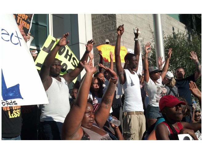 Los Angeles, supporting the people of Ferguson, August 15. Photo: Special to revcom.us Los Angeles, supporting the people of Ferguson, August 15. Photo: Special to revcom.us
