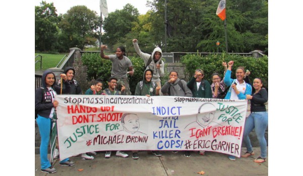 Alumnas y alumnos alzan la voz por Parar la Encarcelación en Masa, Harlem