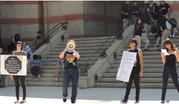 Estudiantes de la Universidad de California-Los Ángeles lanzan Mes de Resistencia con tono desafiante