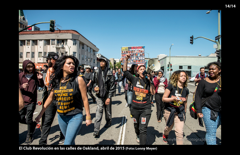 El Club Revolución en las calles de Oakland, abril de 2015