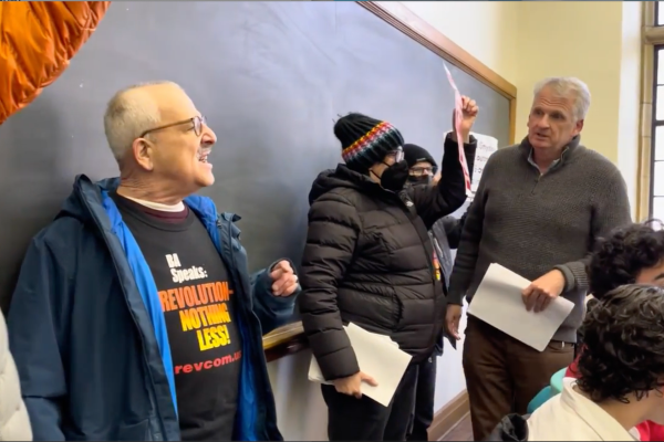VIDEO: Challenge to Timothy Snyder—RevComs disturb the “decorum” at Yale.